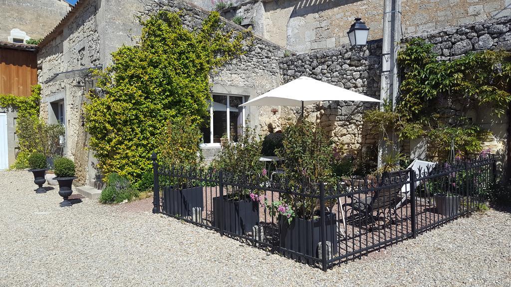 Le Clos Du Presbytere Puisseguin Kültér fotó